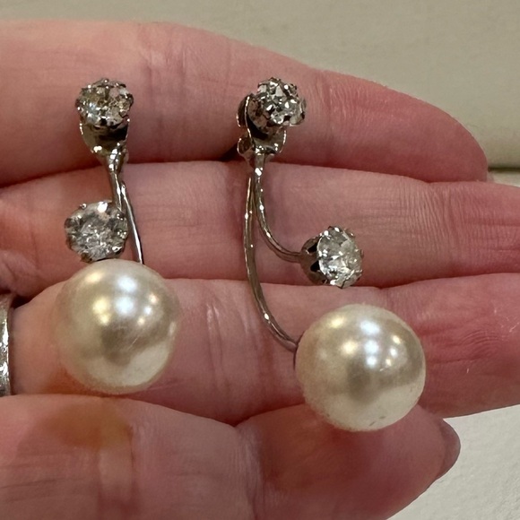 Earnings with Light Pink Faux Pearls & Rhinestone - Picture 5 of 7